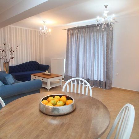 Pirofani Villa Apartments Apolpaina 外观 照片