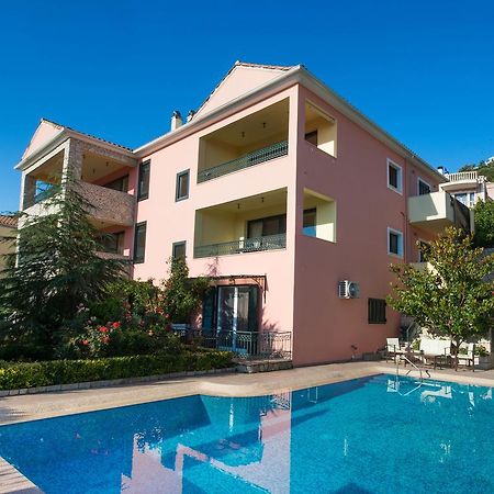 Pirofani Villa Apartments Apolpaina 外观 照片
