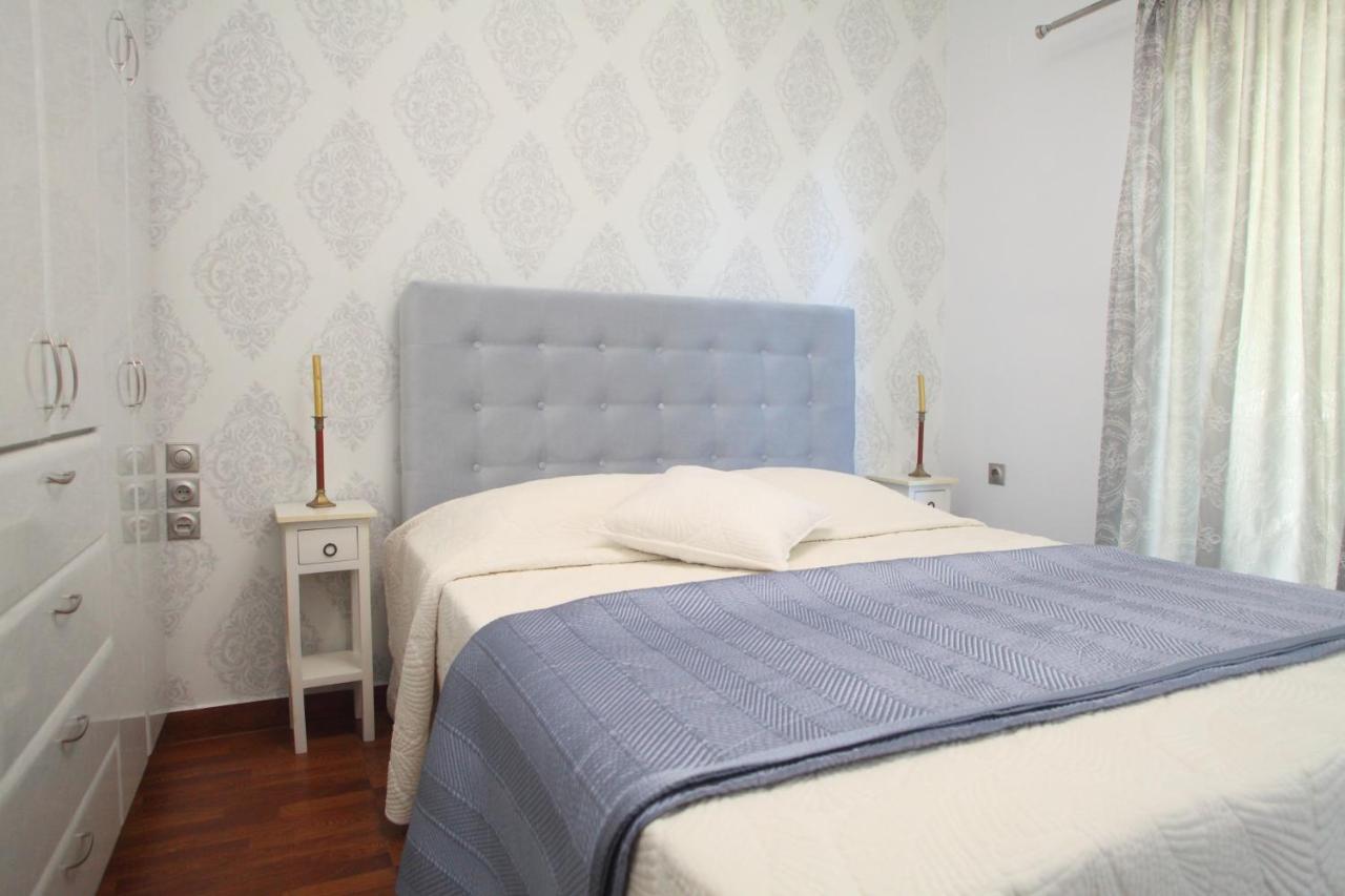 Pirofani Villa Apartments Apolpaina 外观 照片