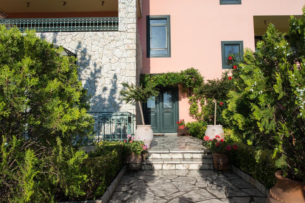 Pirofani Villa Apartments Apolpaina 外观 照片
